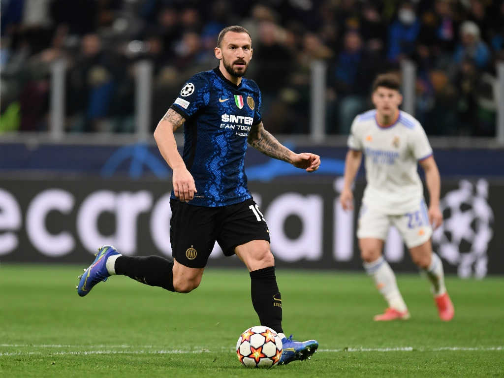 球的观众来 球的观众来